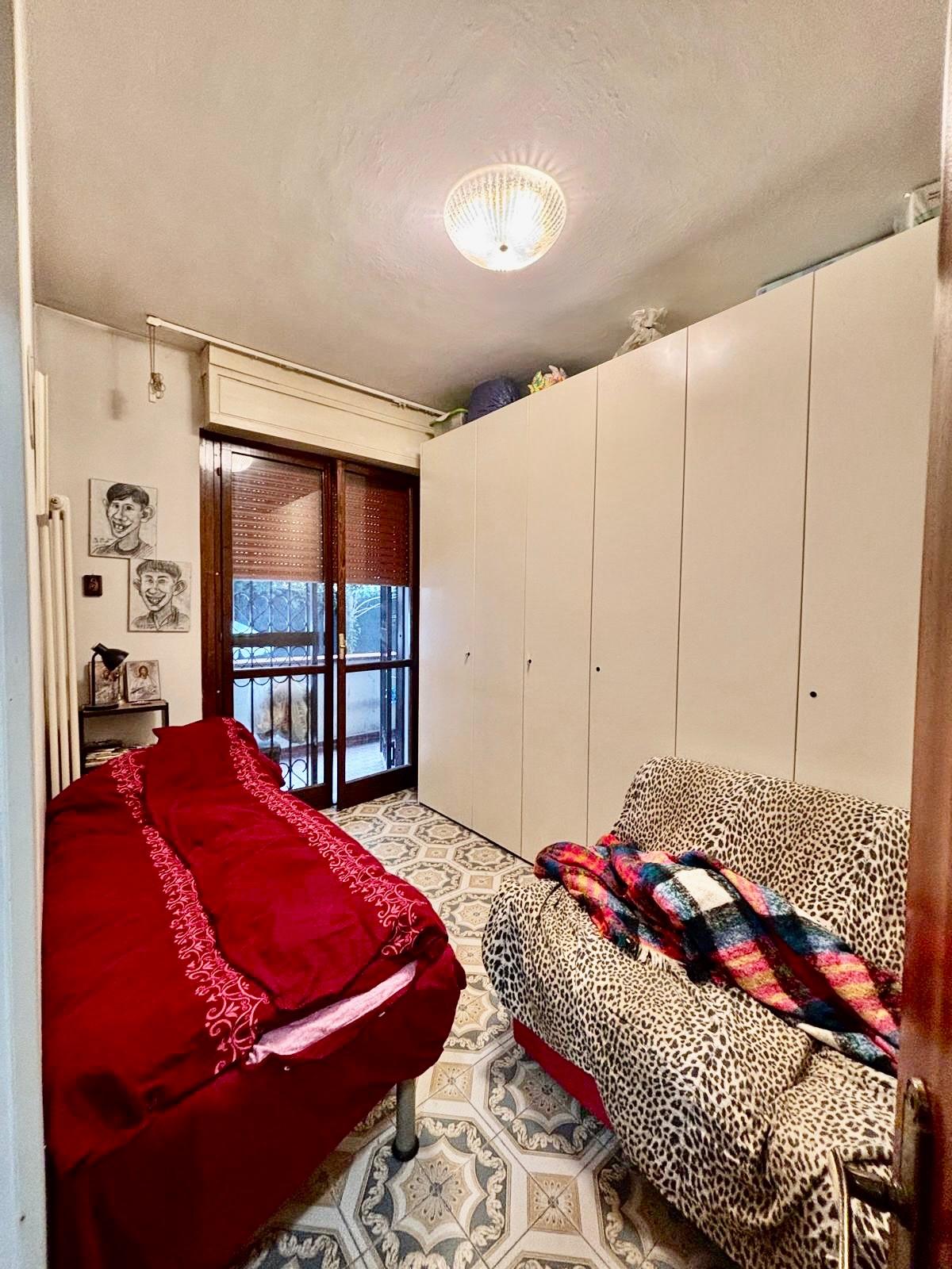 Quadrilocale con giardino, Massa zona viali