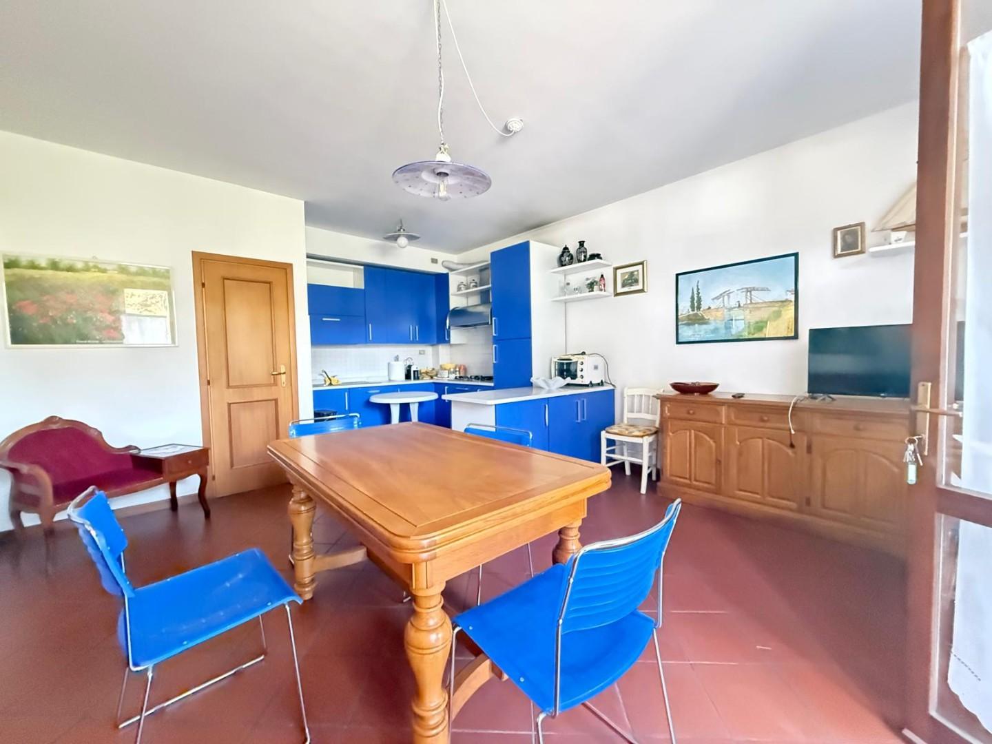 Villa in vendita, Massa ronchi