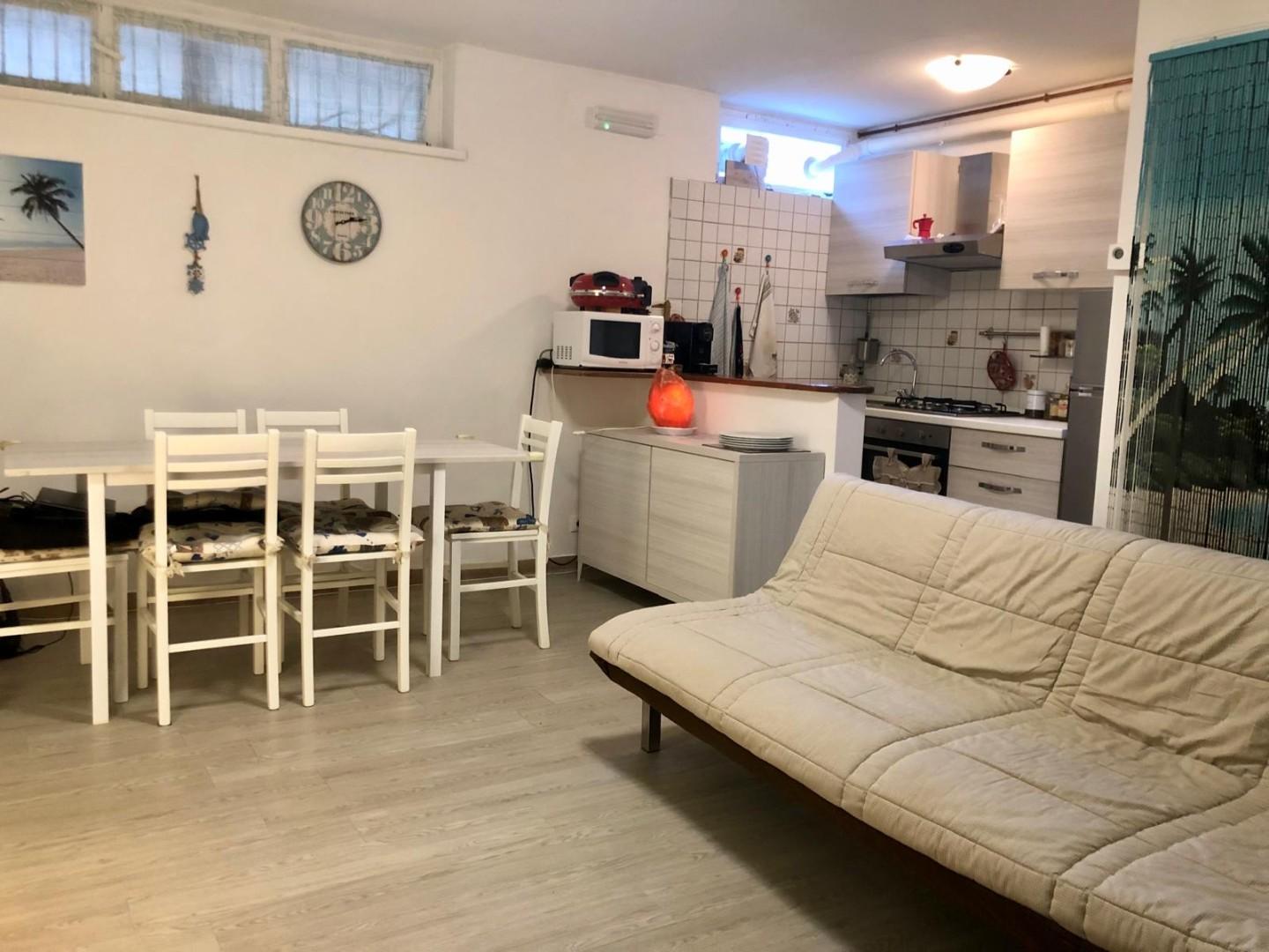 Trilocale in vendita, Massa marina di
