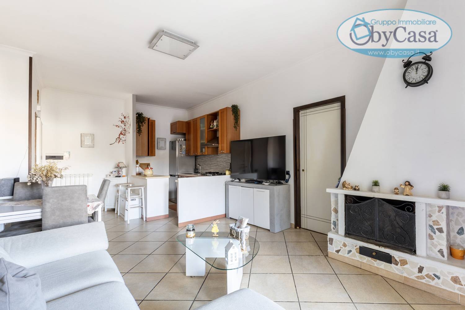 Appartamento 4 locali in vendita a Ladispoli, Marina San Nicola