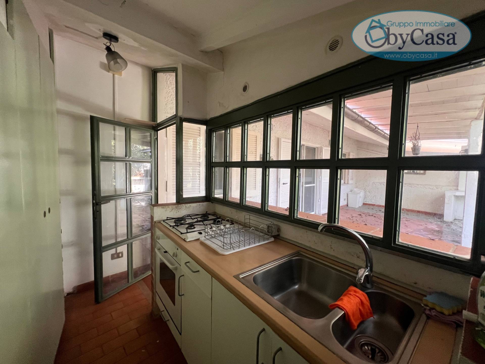 Villa in vendita a Ladispoli, Marina San Nicola