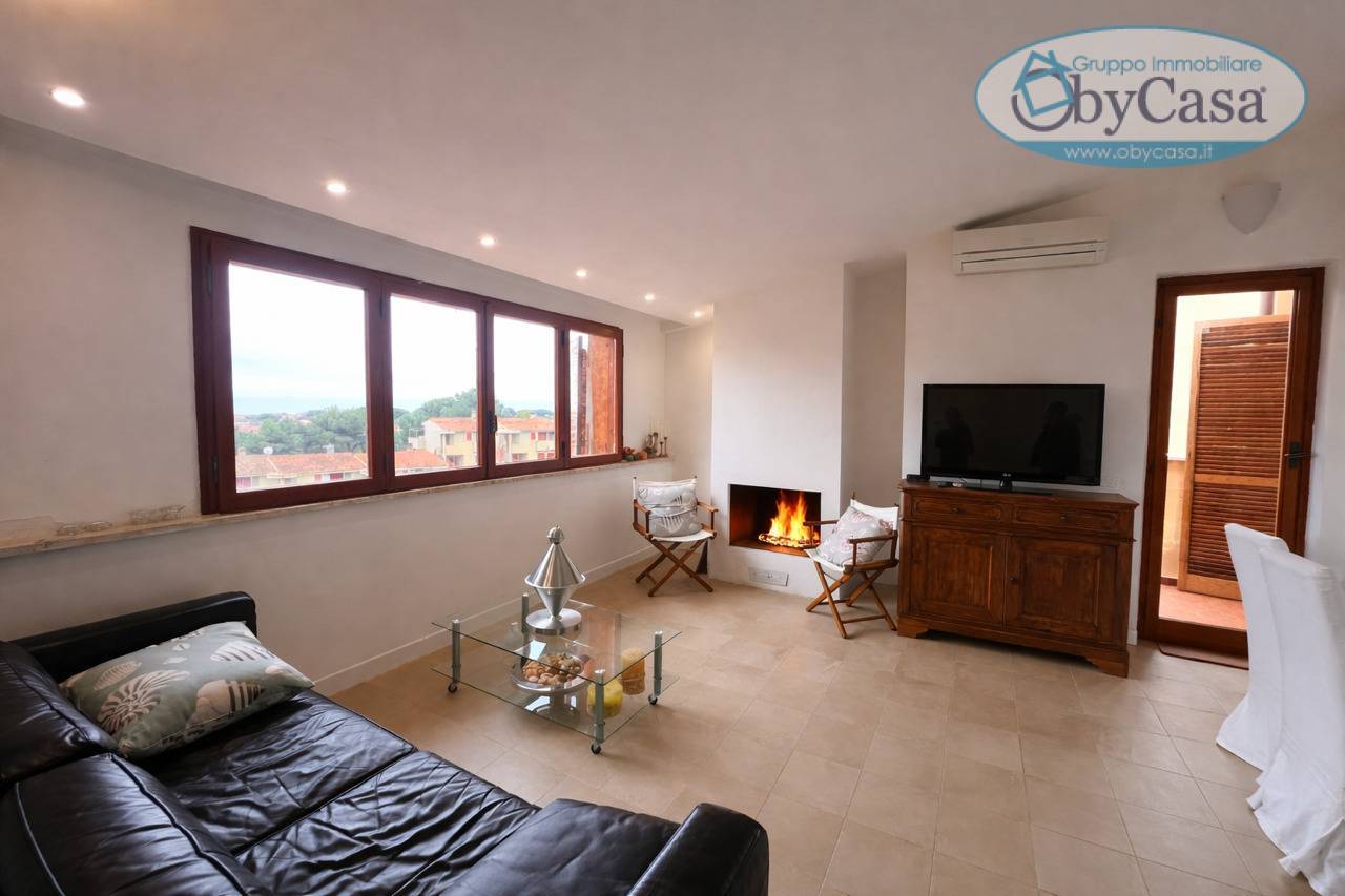 Appartamento 4 locali in vendita a Ladispoli, Marina San Nicola