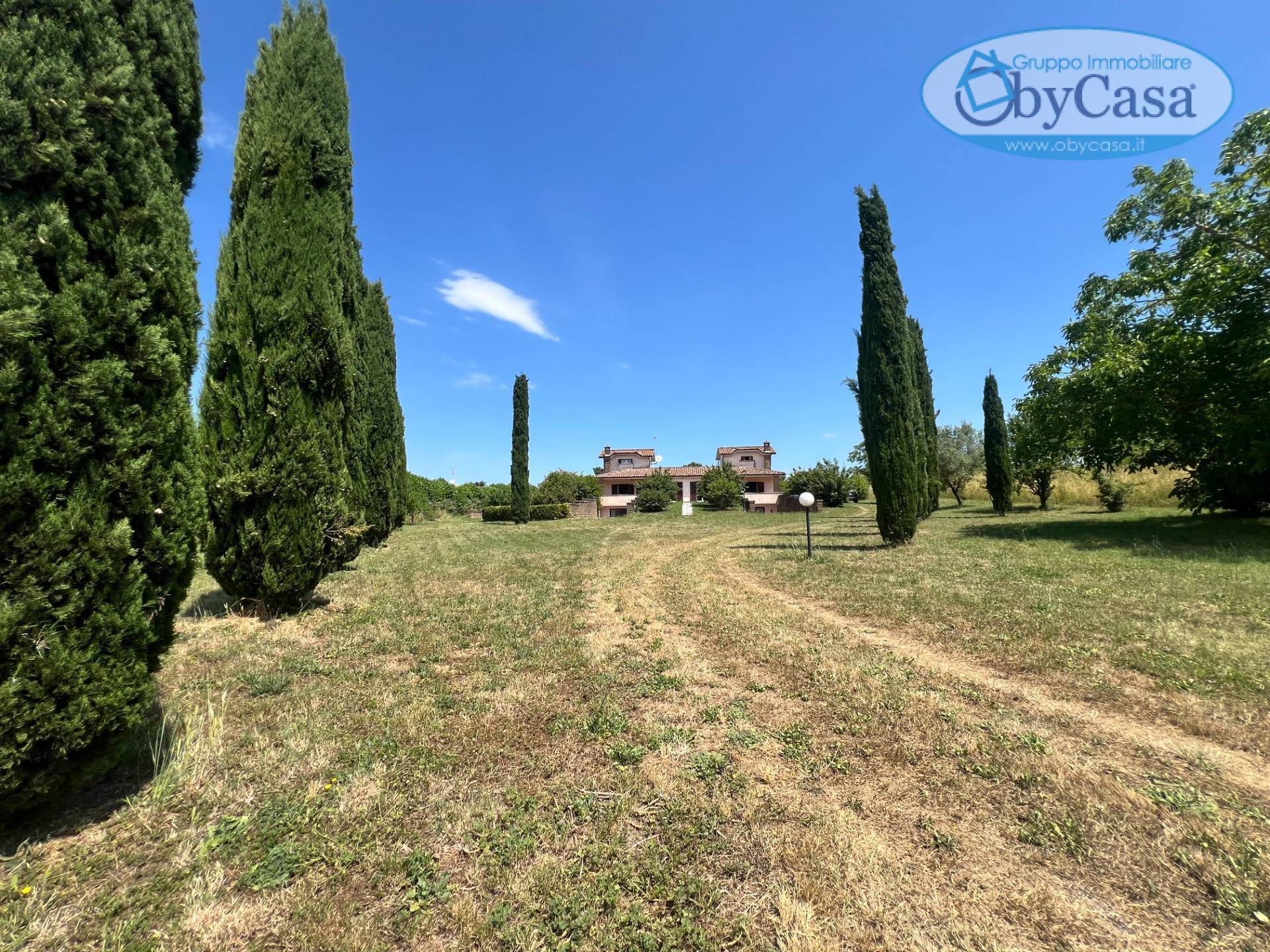 Casa Indipendente in vendita a Oriolo Romano