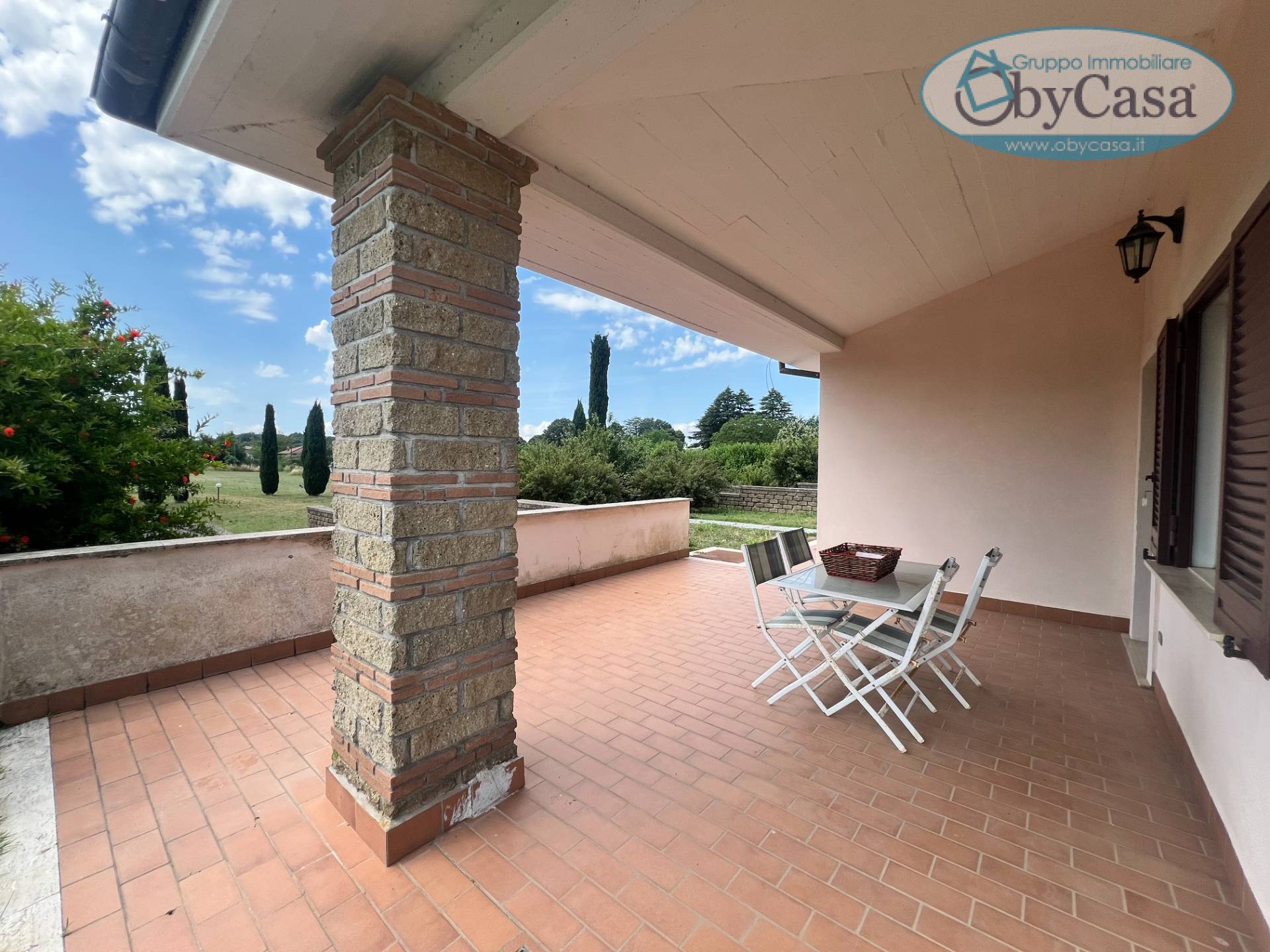 Casa Indipendente in vendita a Oriolo Romano