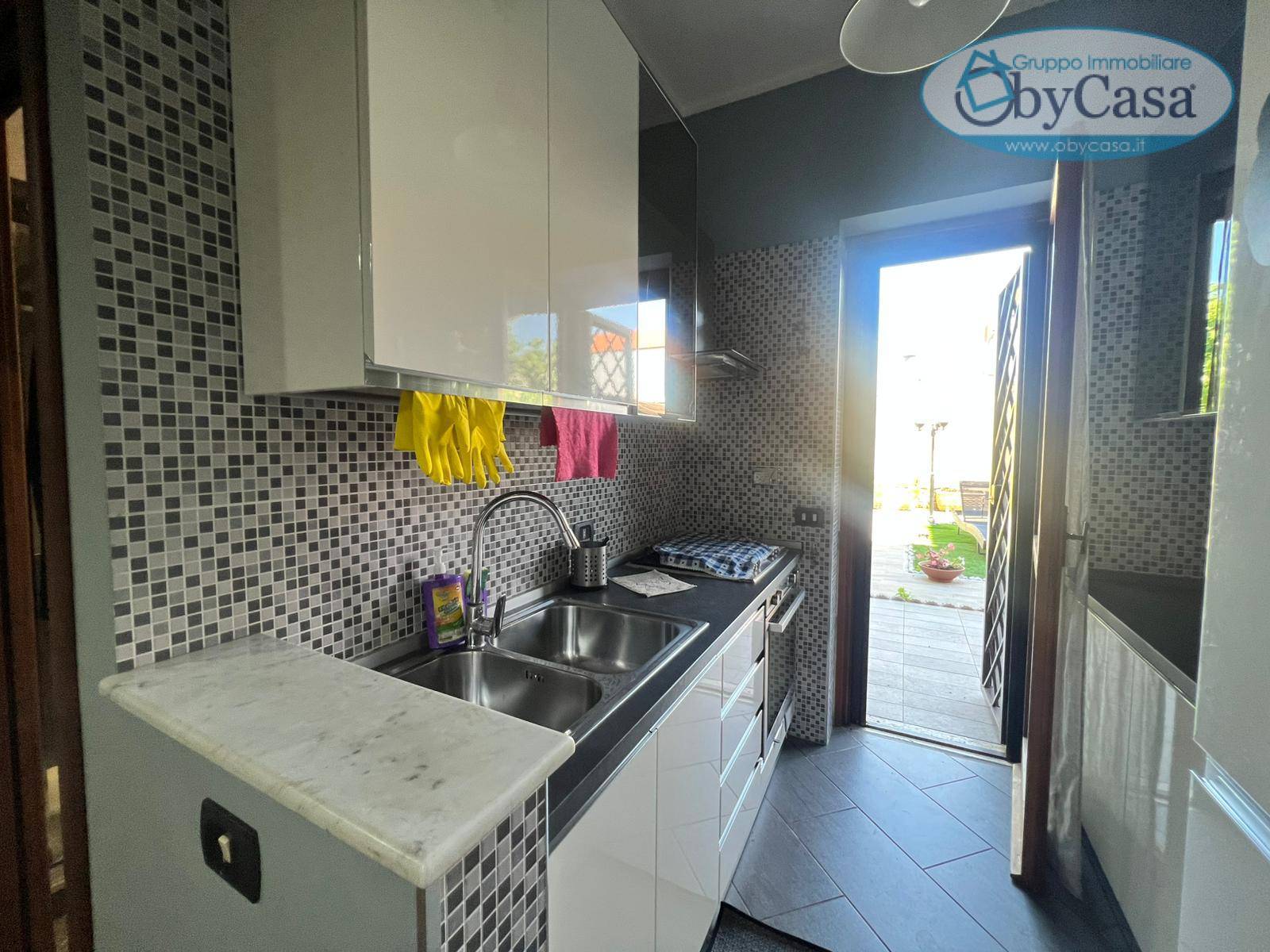 Appartamento 2 locali in vendita a Ladispoli, Marina San Nicola