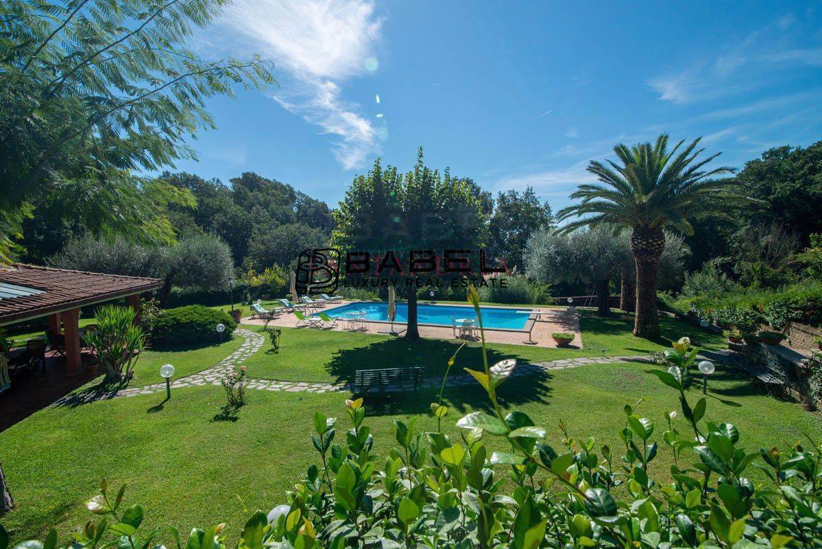 Villa in vendita a Riano, Belvedere