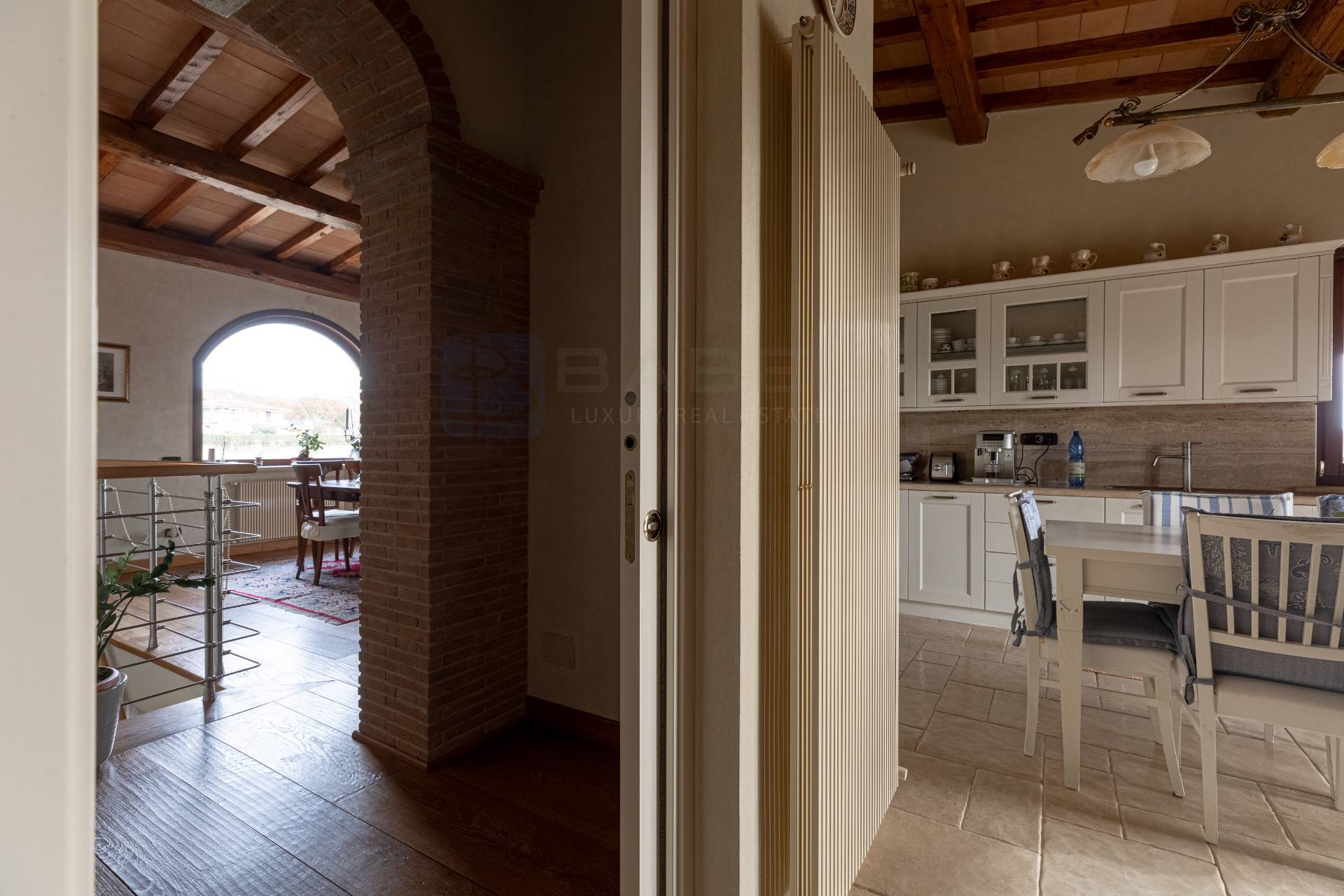 Villa in vendita a Campagnano di Roma, Prataccio