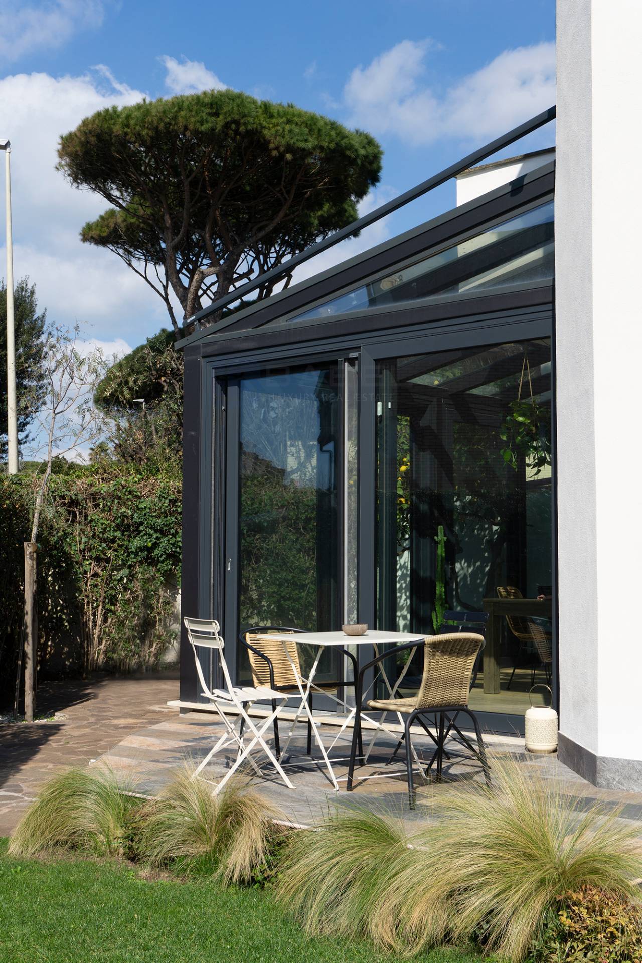 Porzione di villa in vendita a Fiumicino, Fregene