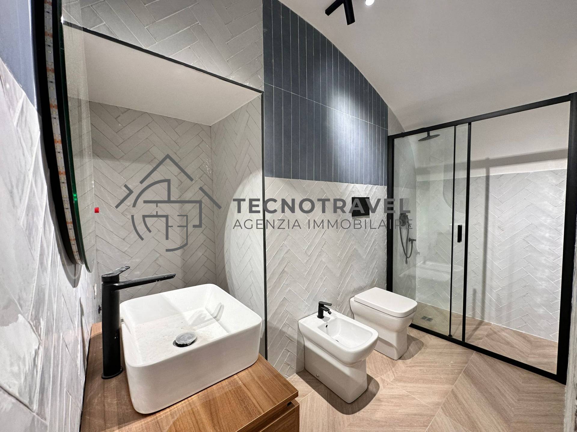 Appartamento in vendita a Napoli, Posillipo