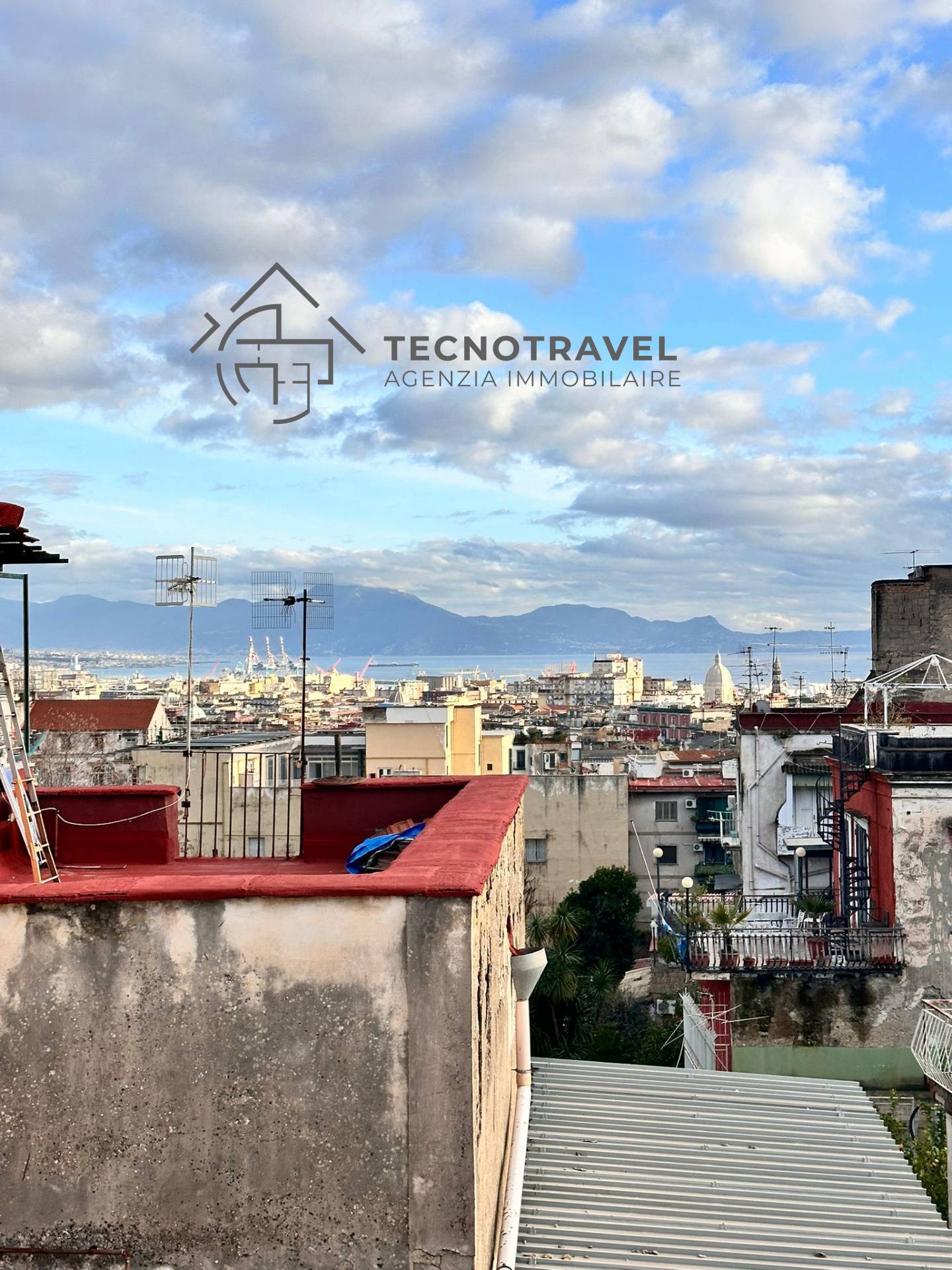 Appartamento in vendita a Napoli