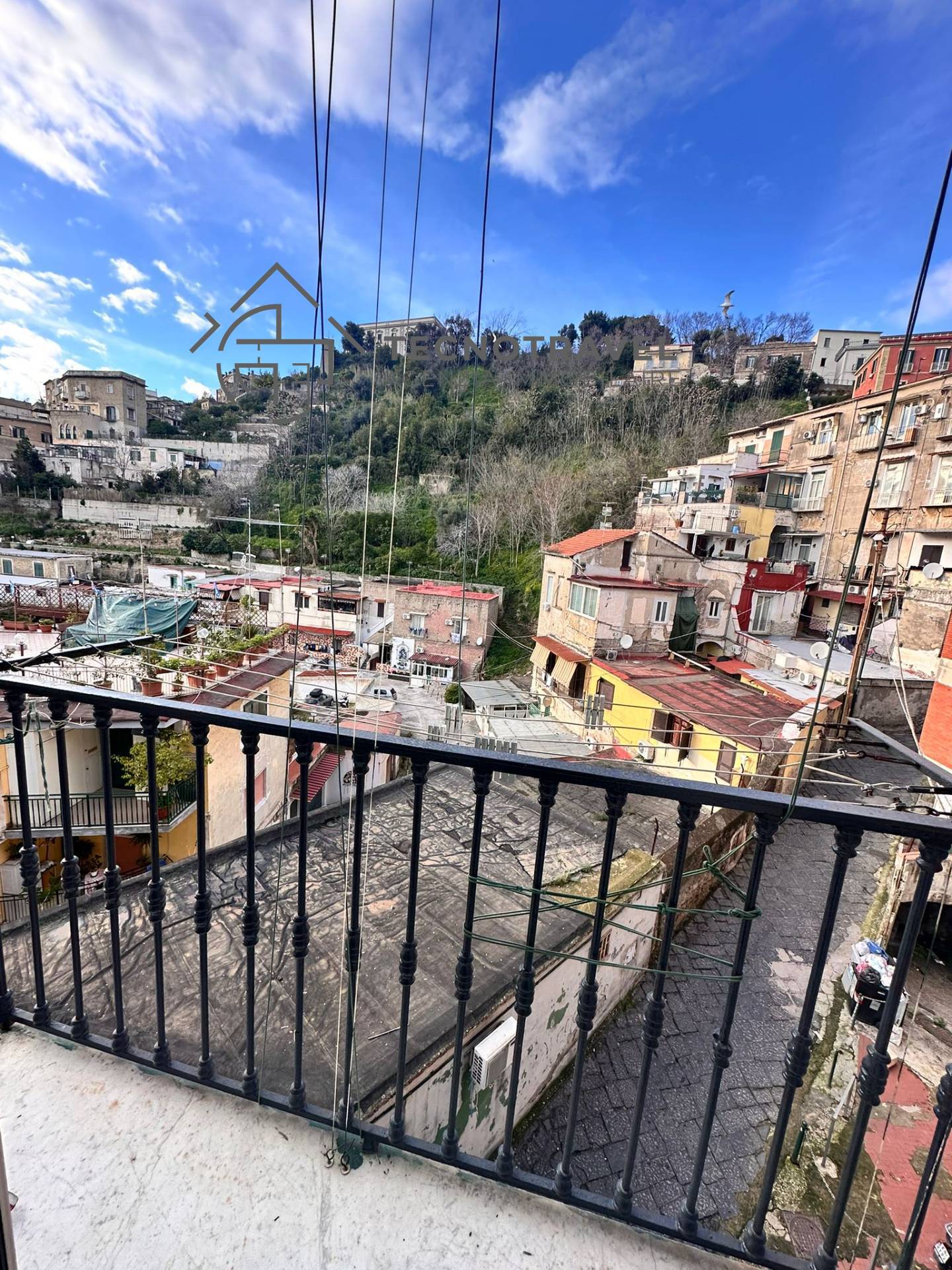 Appartamento in vendita a Napoli