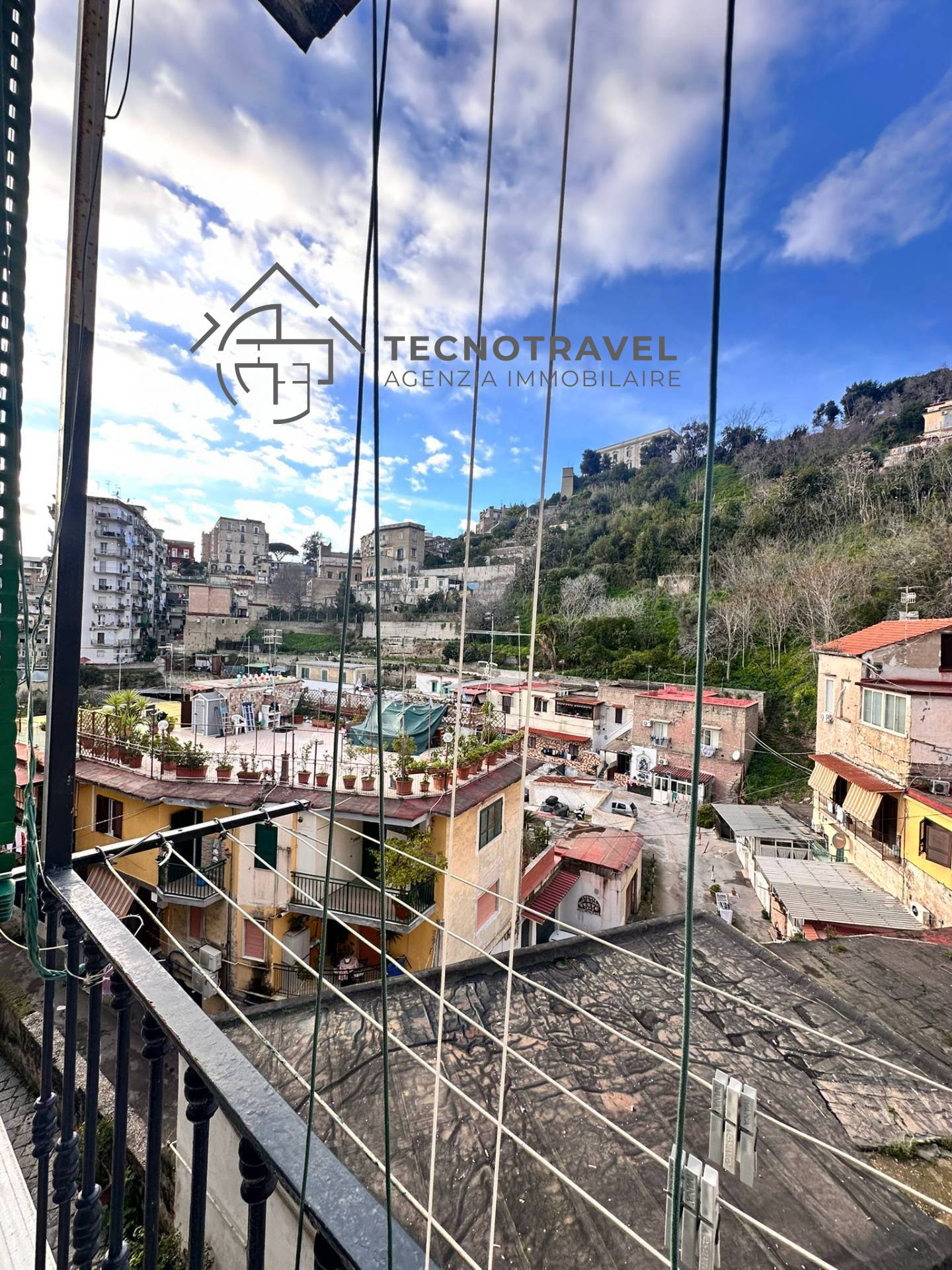 Appartamento in vendita a Napoli