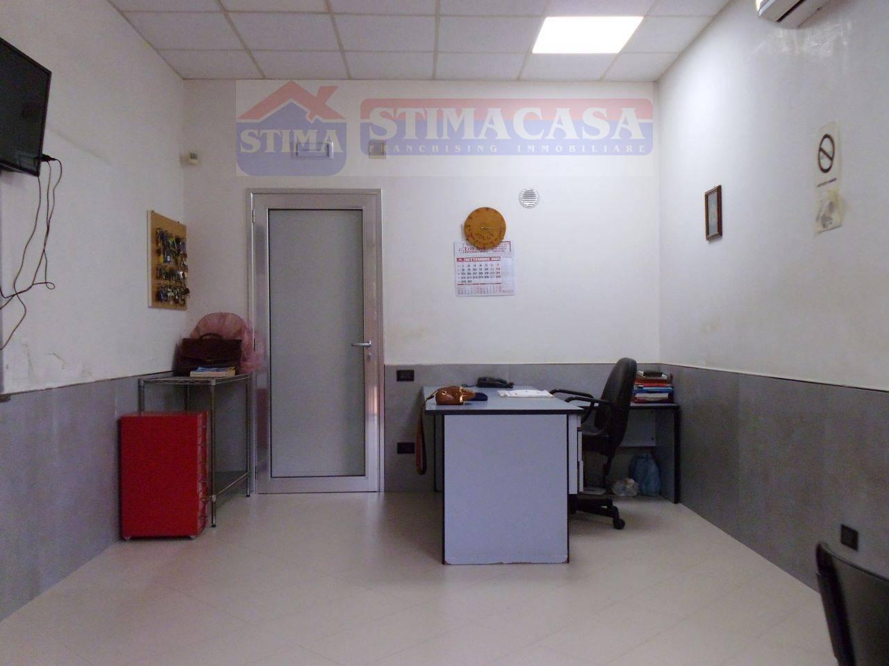 Ufficio in affitto a Afragola