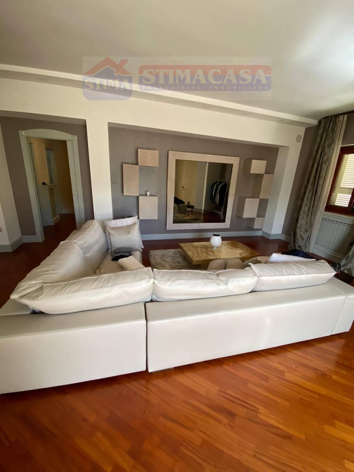 Villa Bifamiliare in affitto a Casoria