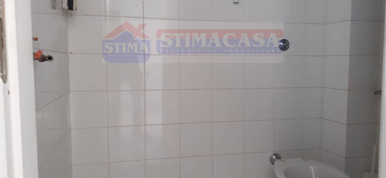 Ufficio in affitto a Casoria
