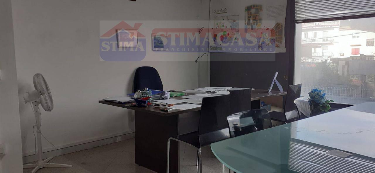 Ufficio in affitto a Casoria