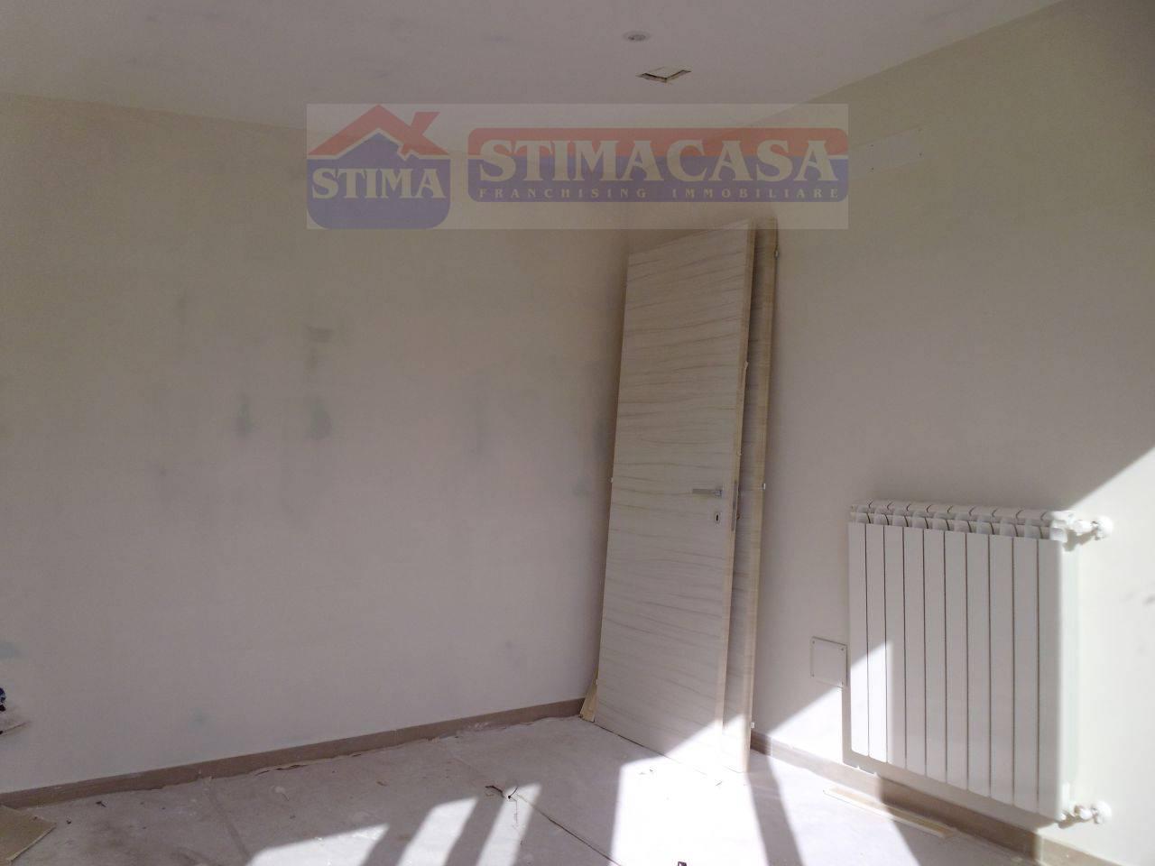 Trilocale in affitto a Casoria