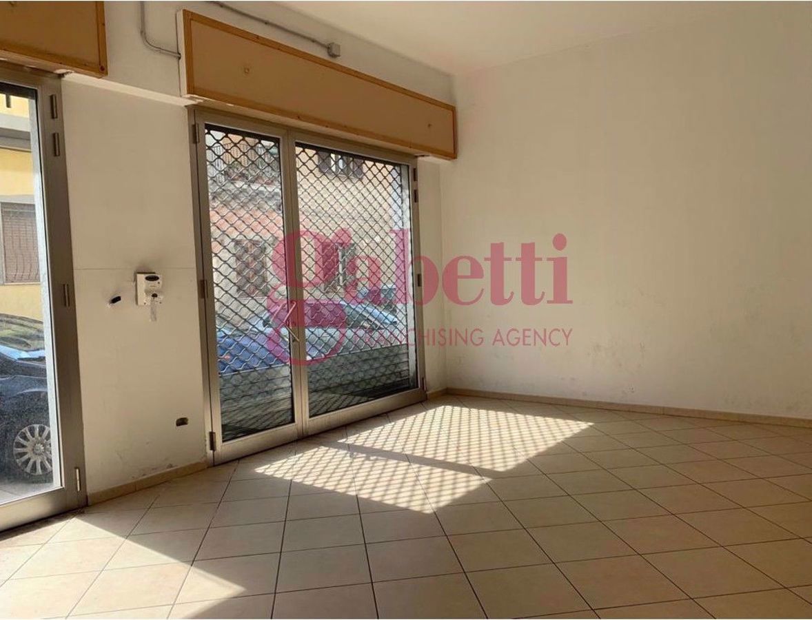 Negozio in affitto a Quartu Sant'Elena