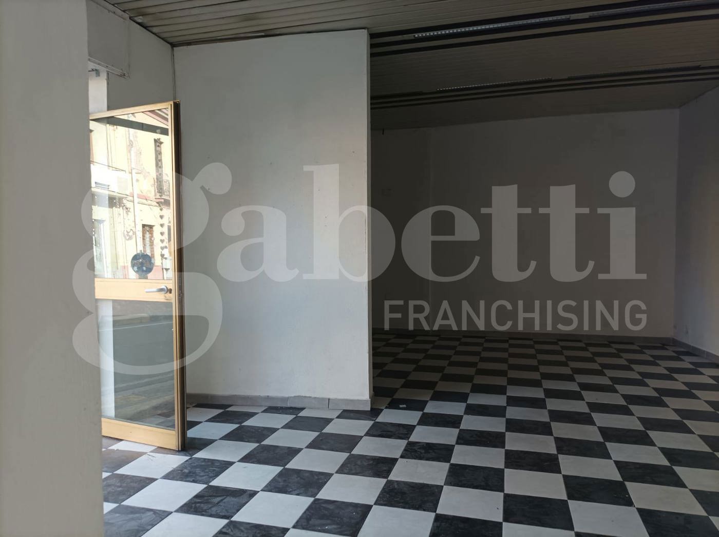 Negozio in vendita a Quartu Sant'Elena