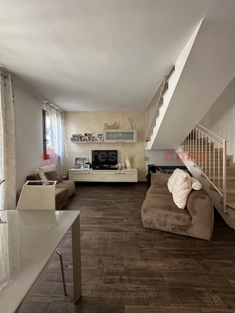 Villa con giardino a Campi Bisenzio