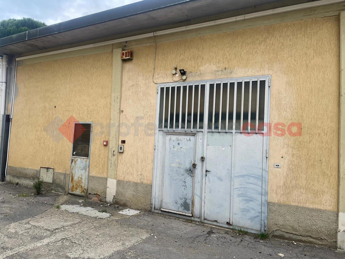 Laboratorio in vendita a Campi Bisenzio