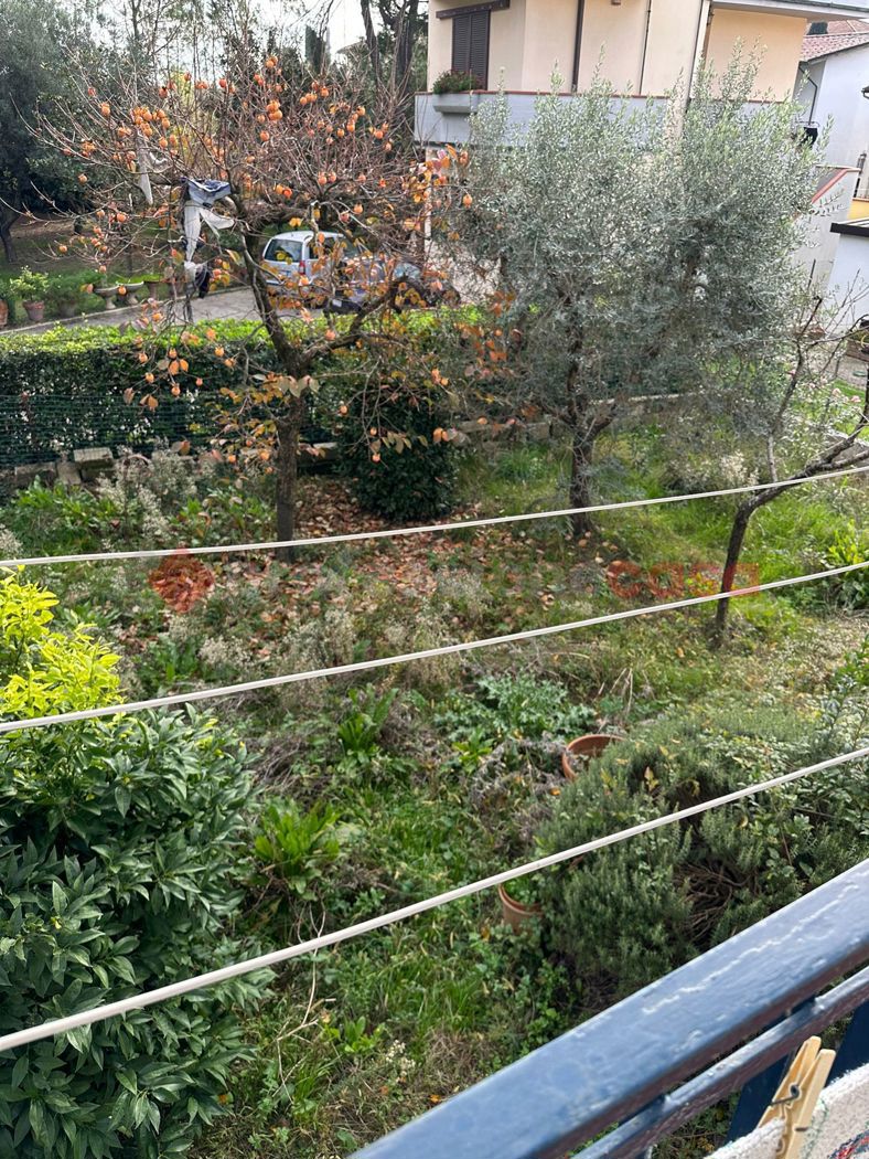 Villa con box doppio a Campi Bisenzio