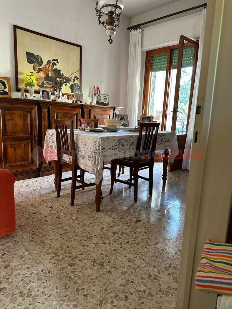 Villa con box doppio a Campi Bisenzio