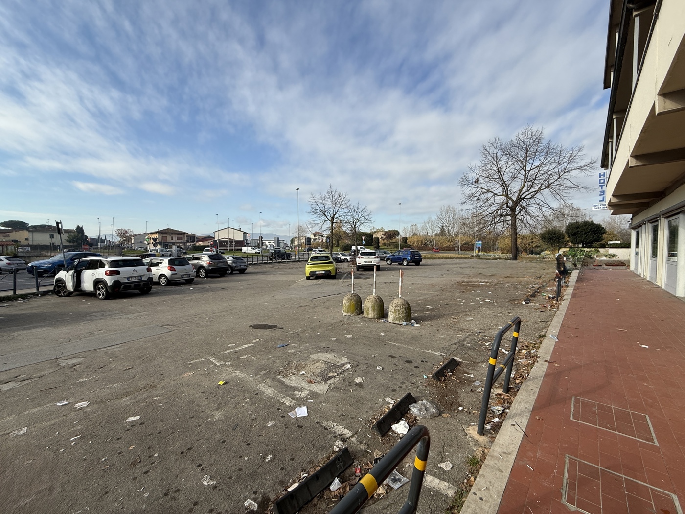 Negozio in affitto a Campi Bisenzio