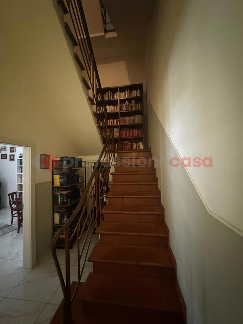 Casa indipendente in vendita a Prato