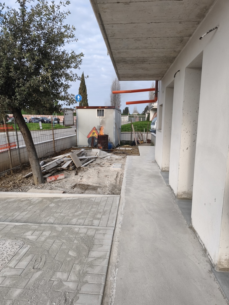 Trilocale con giardino a Campi Bisenzio