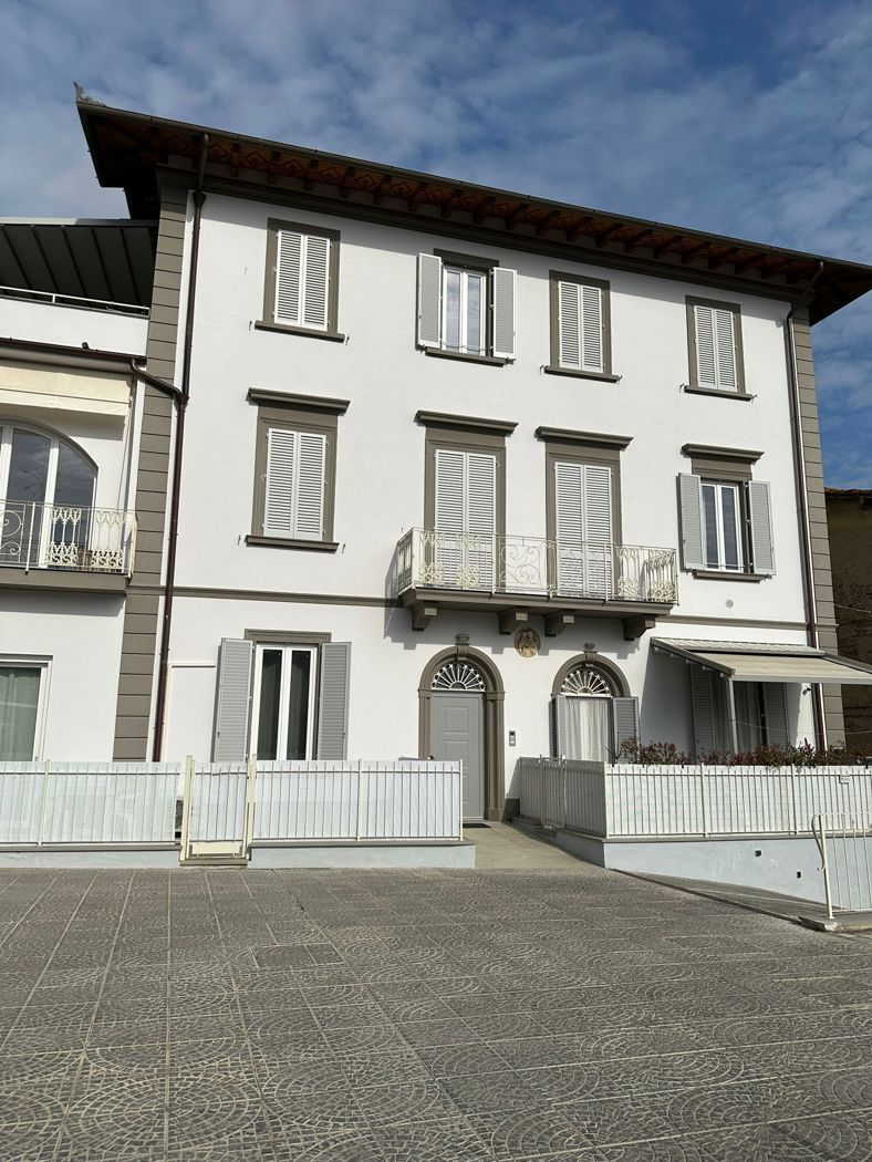 Quadrilocale nuovo a Signa