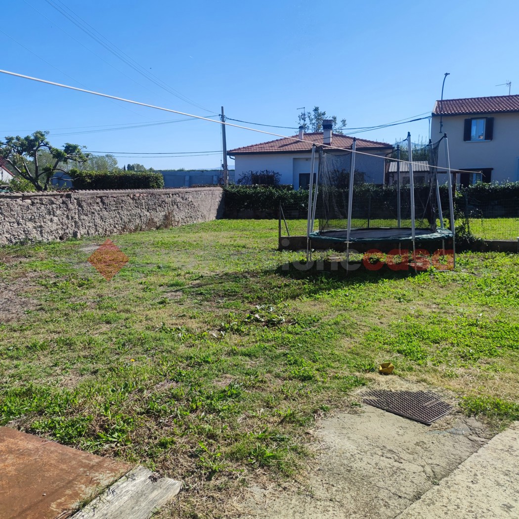 Casa indipendente con giardino a Signa