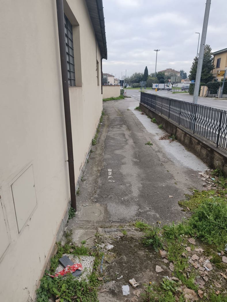 Casa indipendente con giardino a Campi Bisenzio