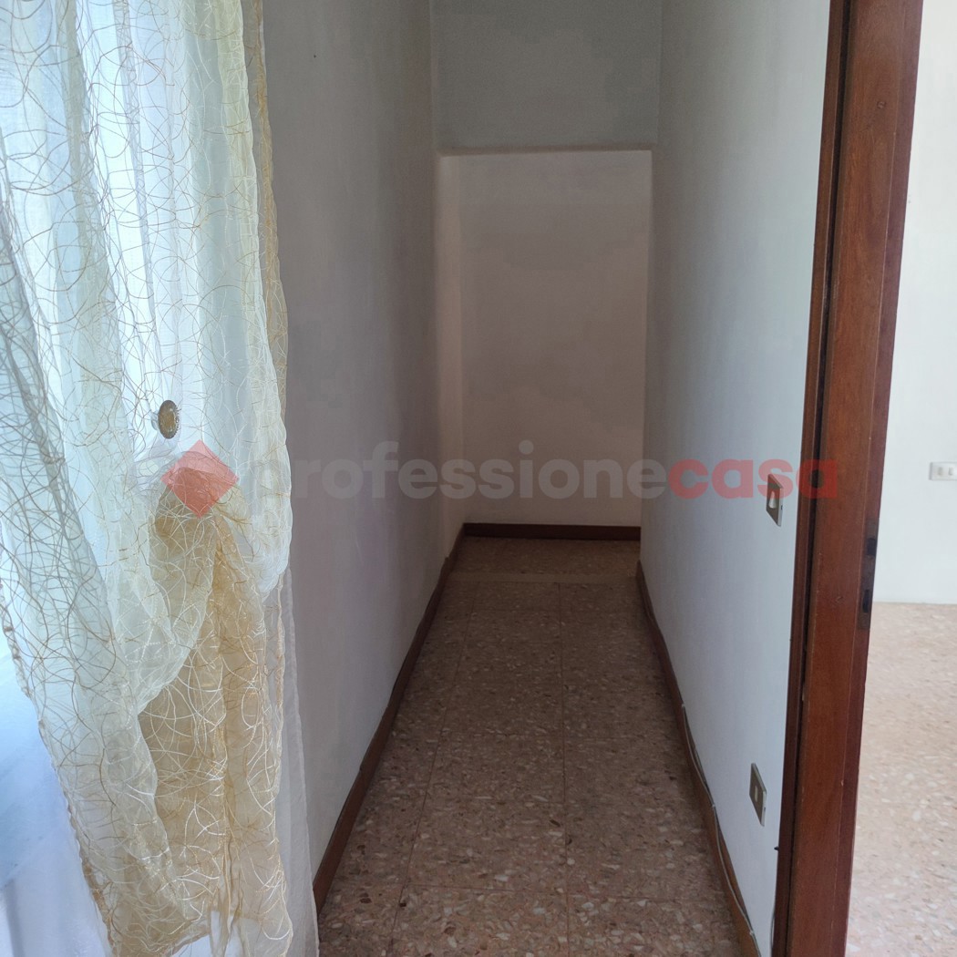 Casa indipendente da ristrutturare a Signa