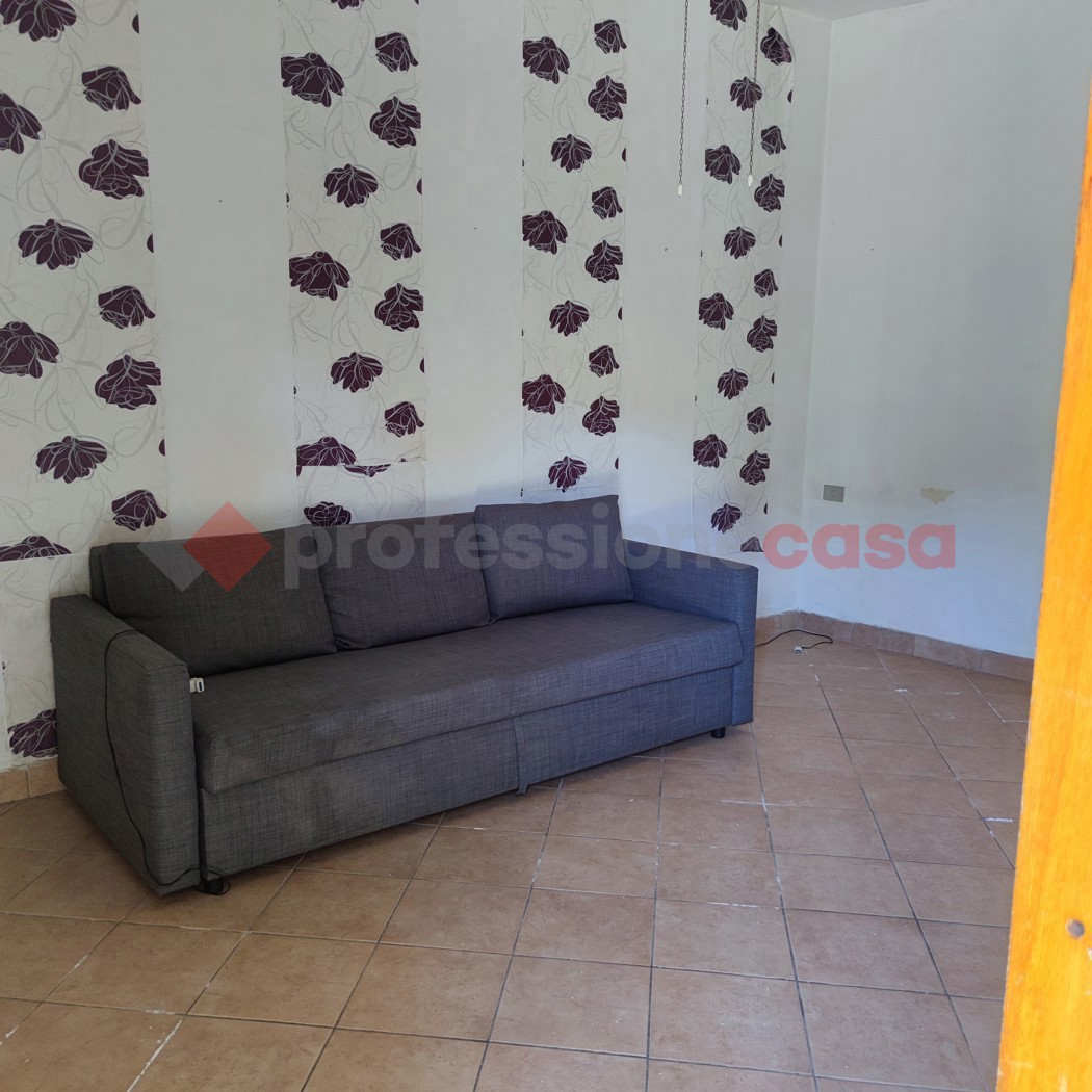 Casa indipendente da ristrutturare a Signa