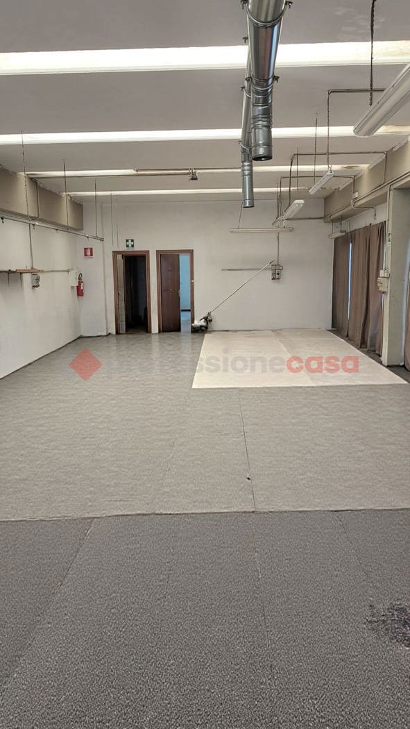 Laboratorio in affitto a Campi Bisenzio