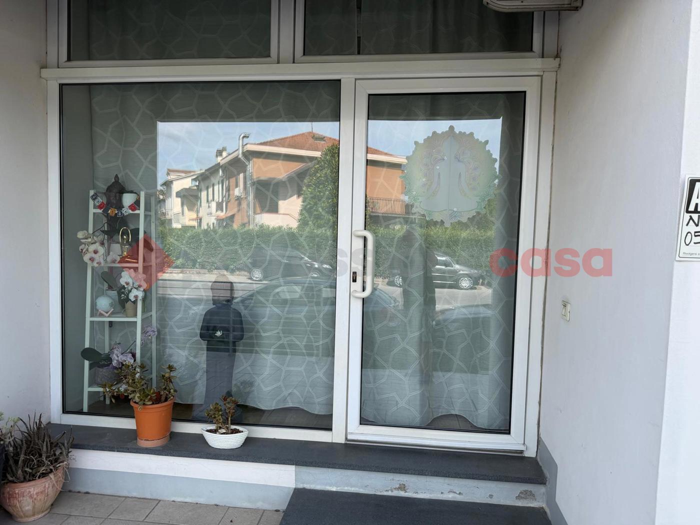 Ufficio ristrutturato a Campi Bisenzio