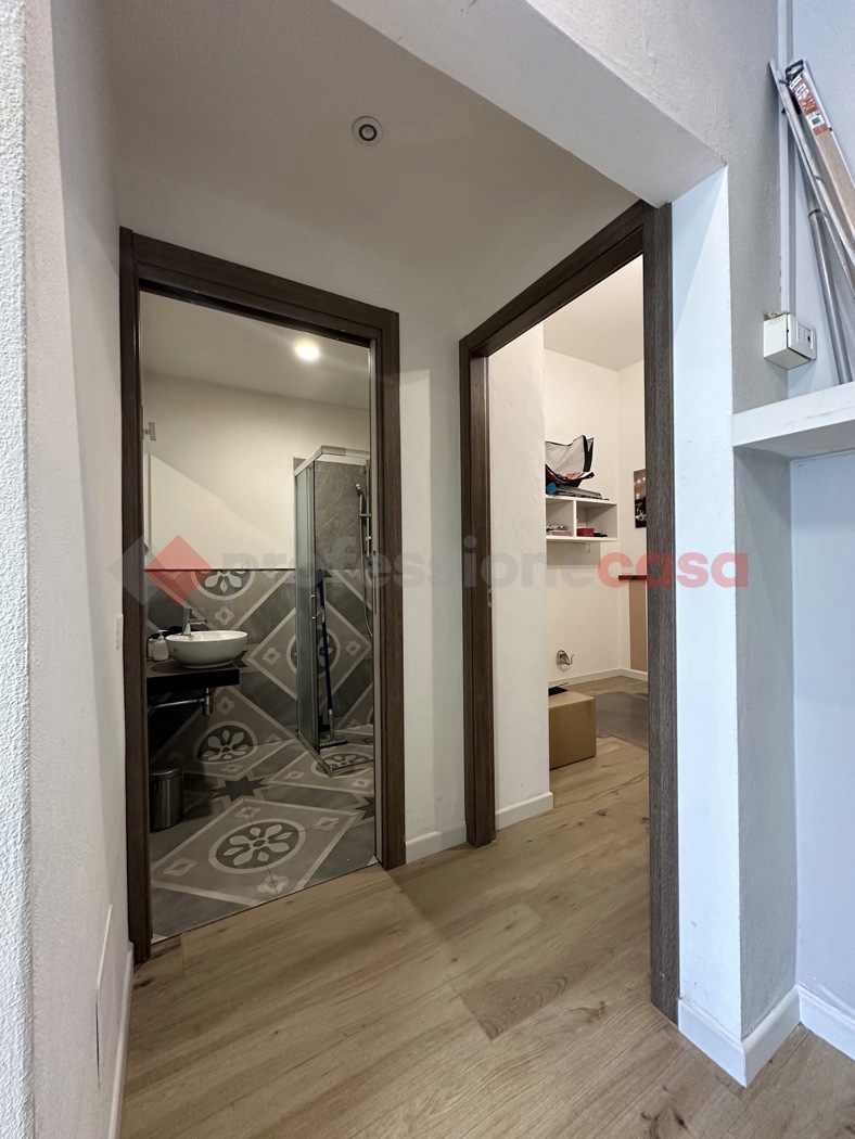 Ufficio ristrutturato a Campi Bisenzio