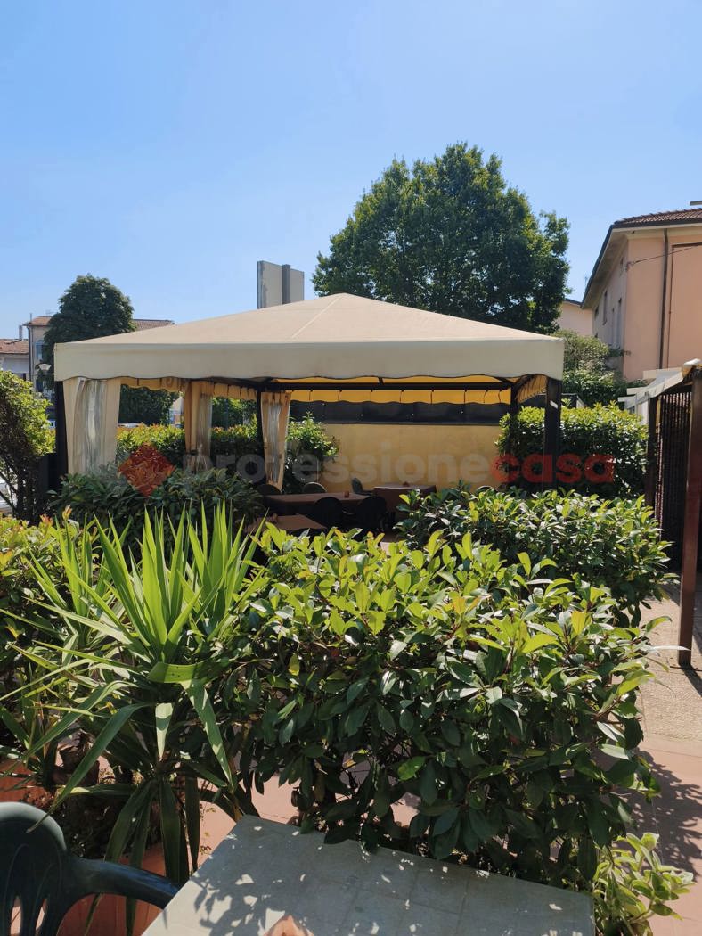 Attivit� commerciale Ristorante e pizzeria in vendita a Agliana