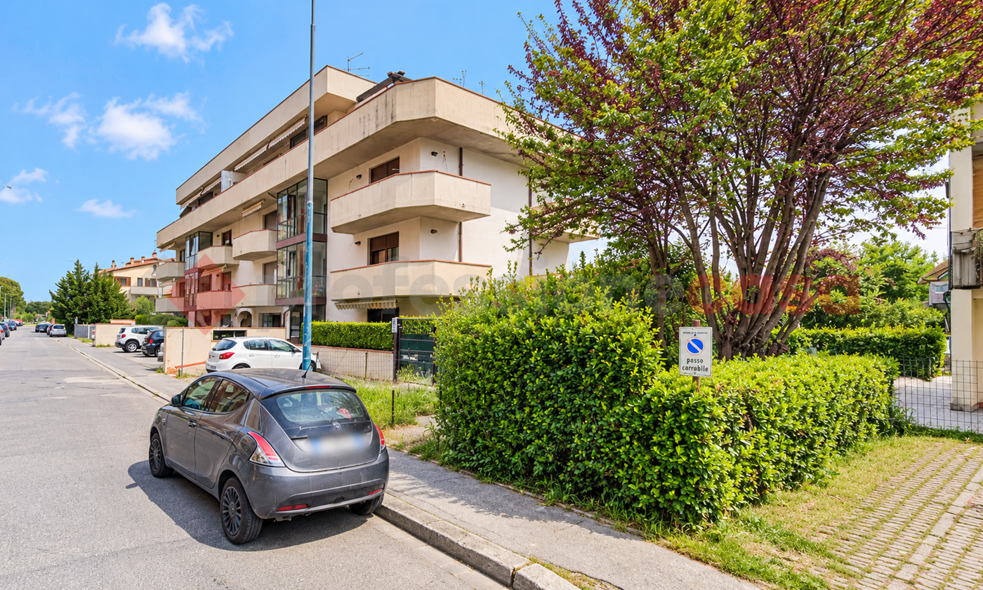 Trilocale ristrutturato a Campi Bisenzio