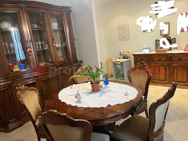 Casa indipendente in vendita a Campi Bisenzio