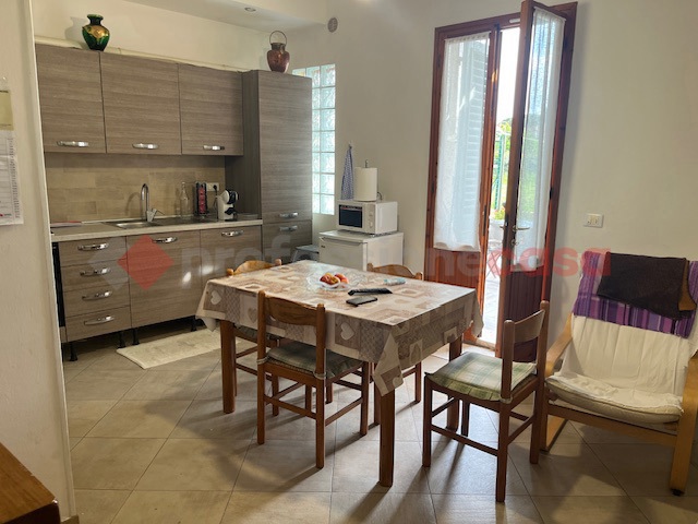Casa indipendente in vendita a Campi Bisenzio