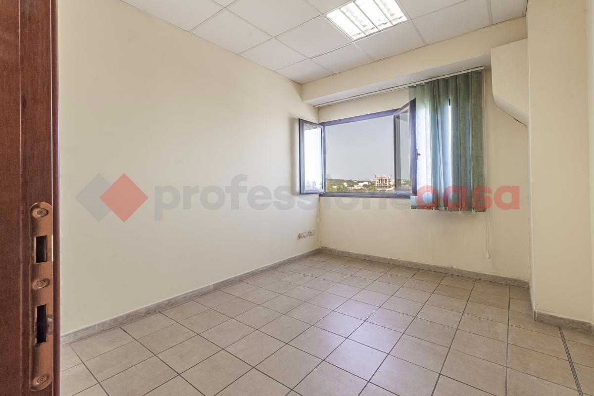 Laboratorio in affitto a Campi Bisenzio