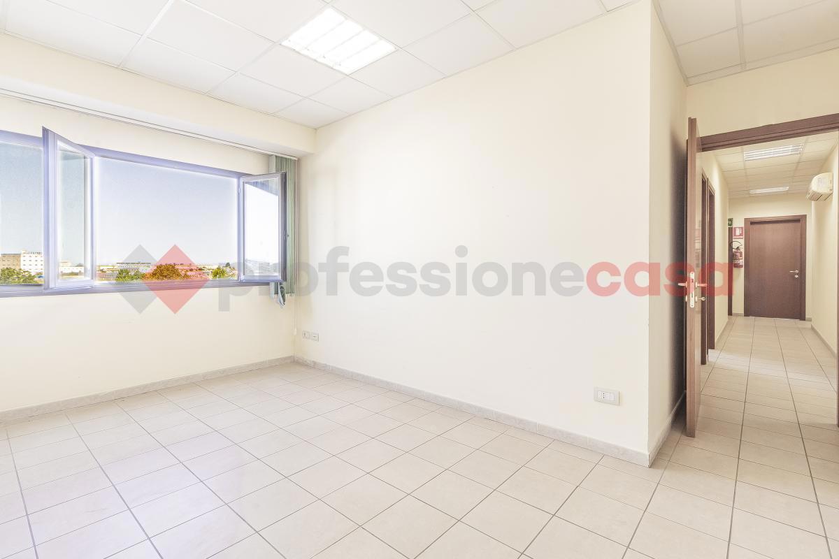 Laboratorio in affitto a Campi Bisenzio