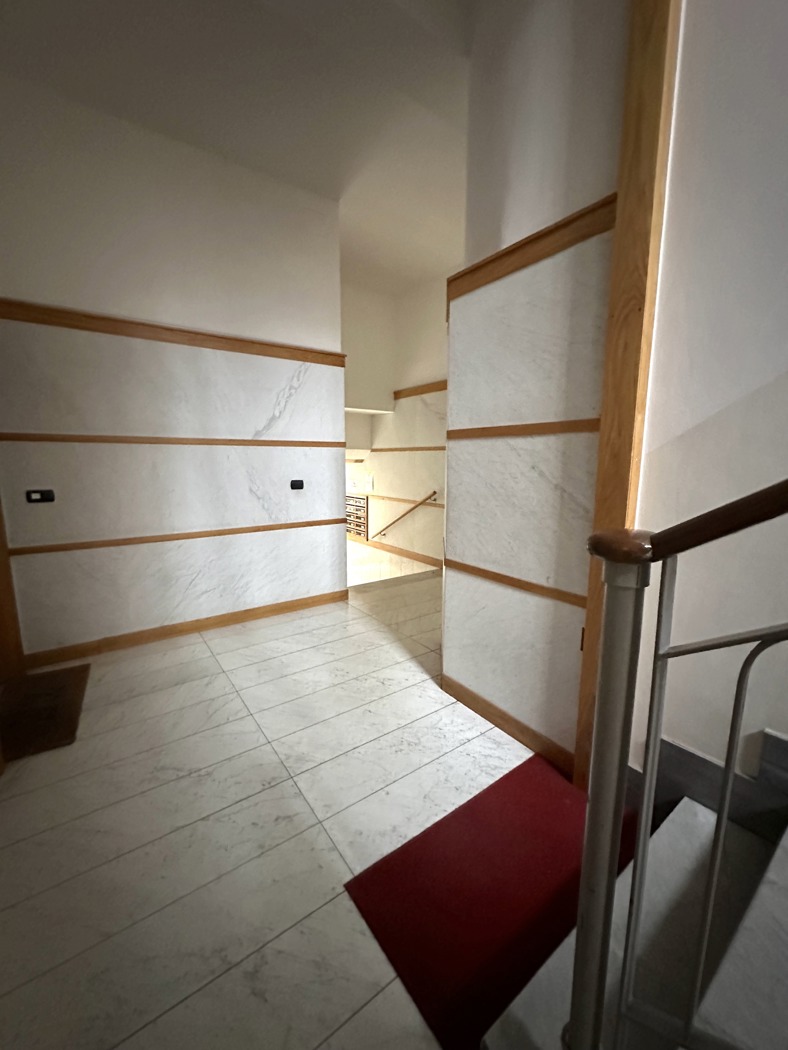 Magazzino in vendita a Milano