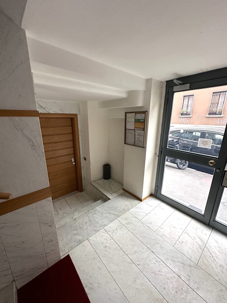 Magazzino in vendita a Milano