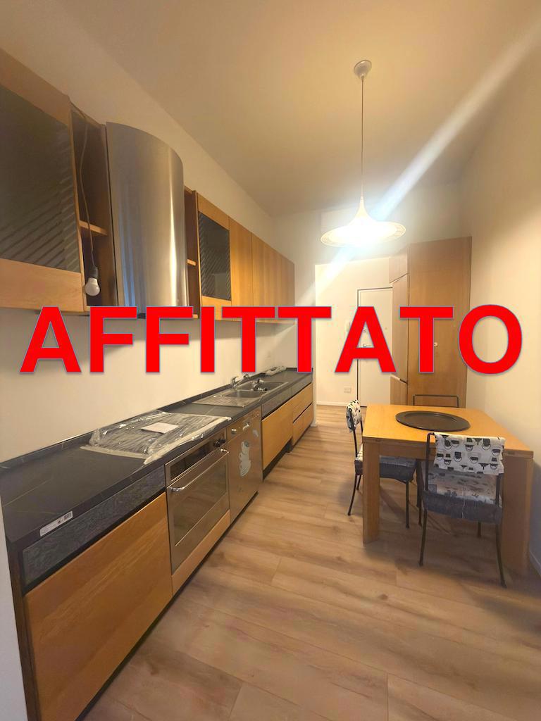 Trilocale arredato in affitto a Milano
