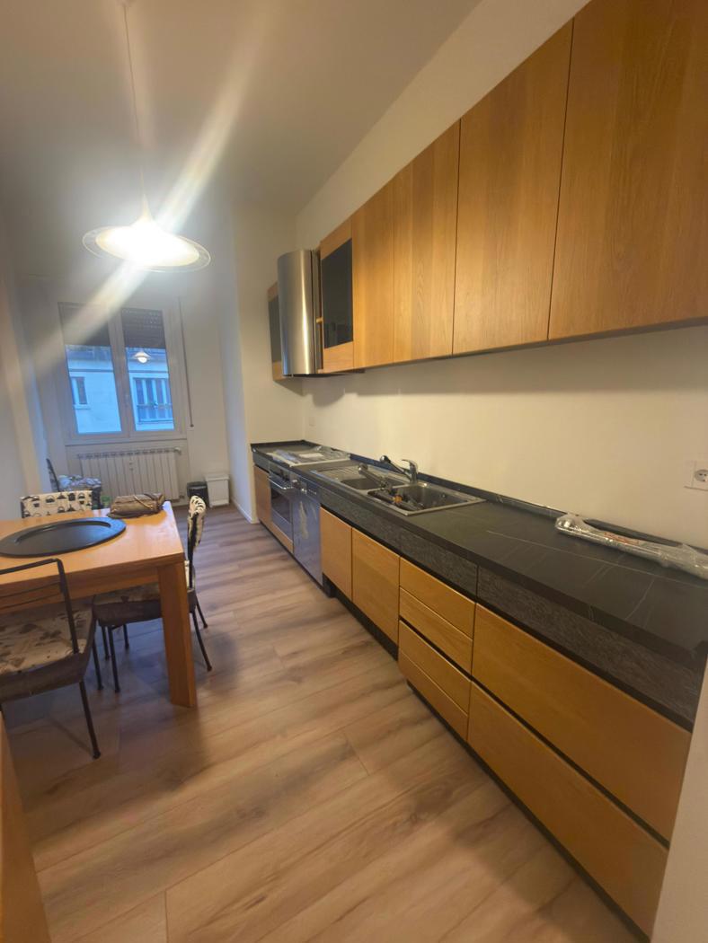 Trilocale arredato in affitto a Milano