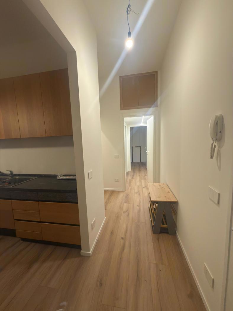 Trilocale arredato in affitto a Milano