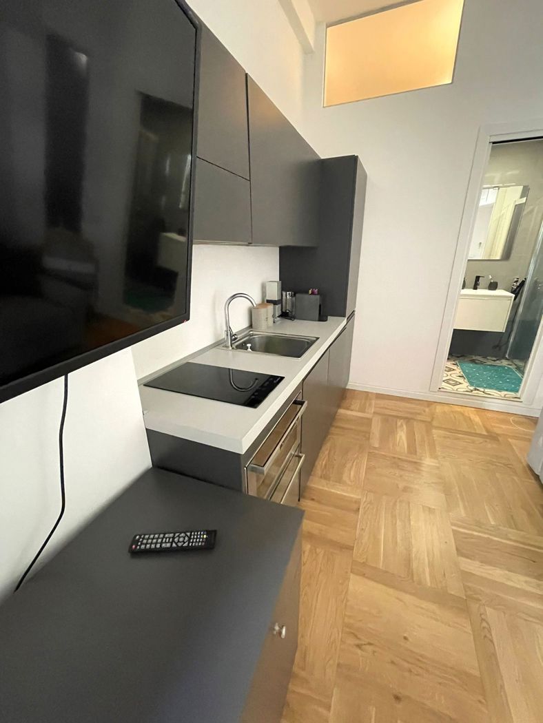 Bilocale arredato in affitto a Milano